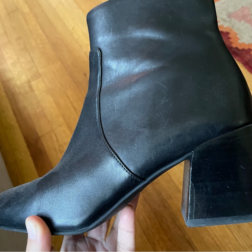 Via Spiga leather boots
